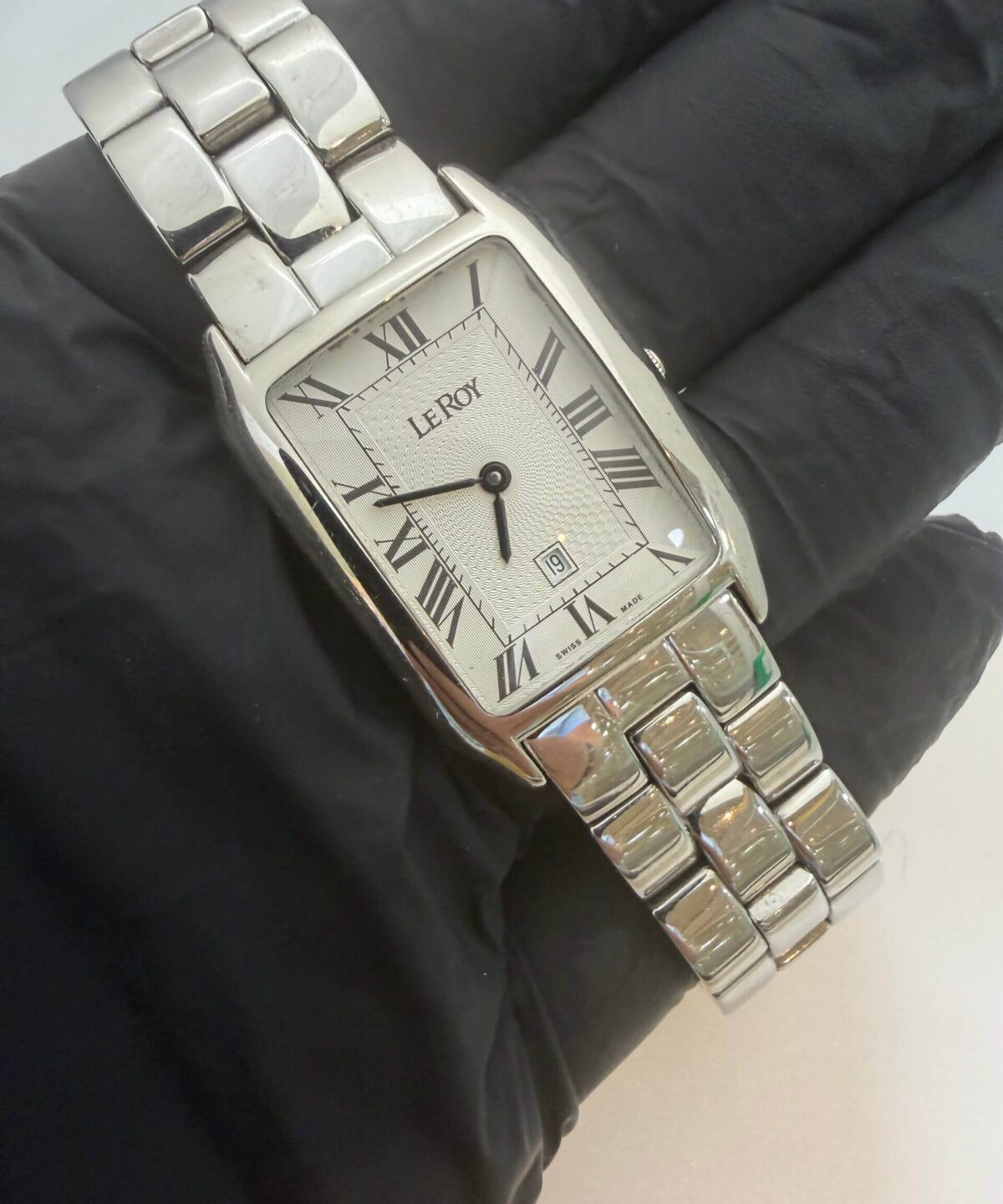 le roy swiss made. full set